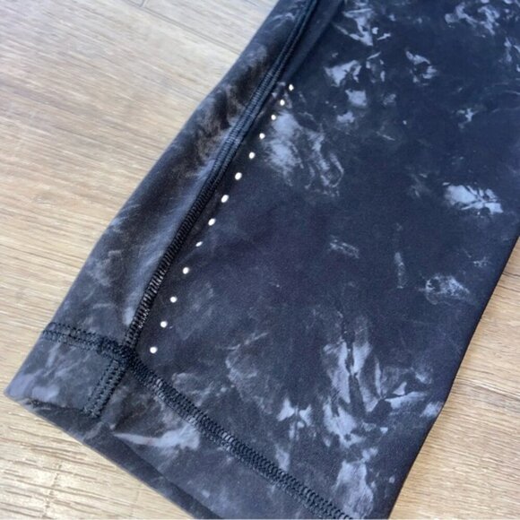 Lululemon Swift Speed High-Rise Crop 21"Aquila Black Multi size 12 - Picture 8 of 12